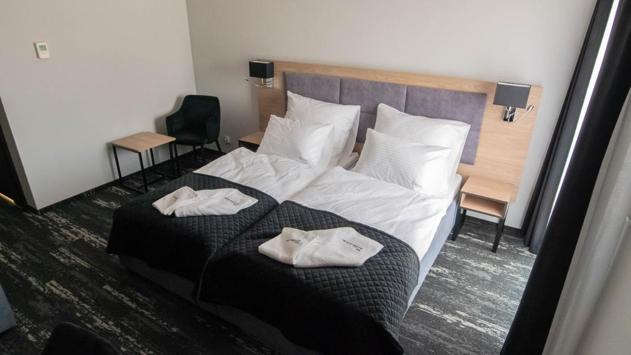Nowe Millenium Aparthotel Swinoujscie Ngoại thất bức ảnh